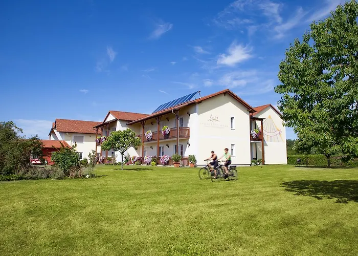 Hotel-restaurant Teuschler-mogg Inklusiv Genusscard 3* Bad Waltersdorf